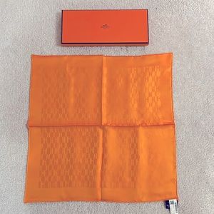 NWT Hermes Silk Pocket Square
